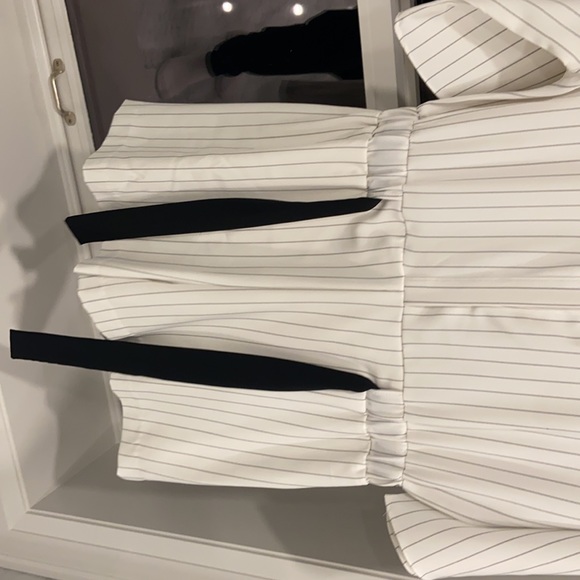 Short jumpsuit - Picture 2 of 3